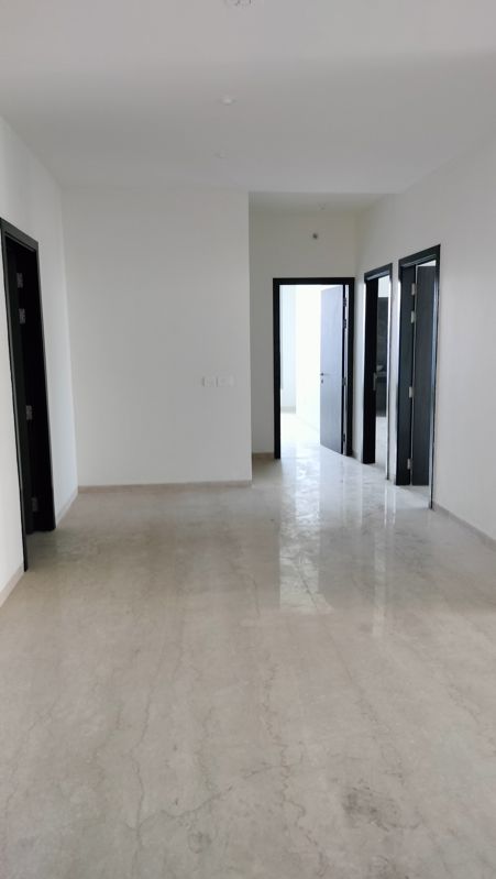 3 BHK 1400 Sq.Ft. Apartment in Oberoi Maxima