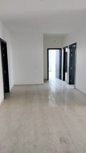 3 BHK Apartment For Sale in Oberoi Maxima, Andheri East