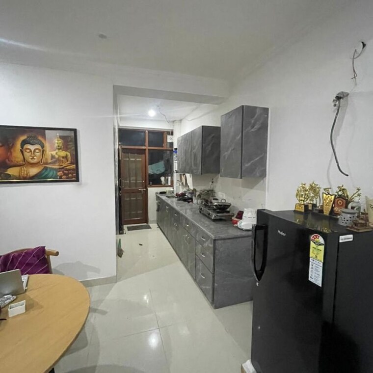 Team Area, sector 52 2 Bedroom 500 Sq.Yd. Builder Floor In Sector 52 Gurgaon 9767506