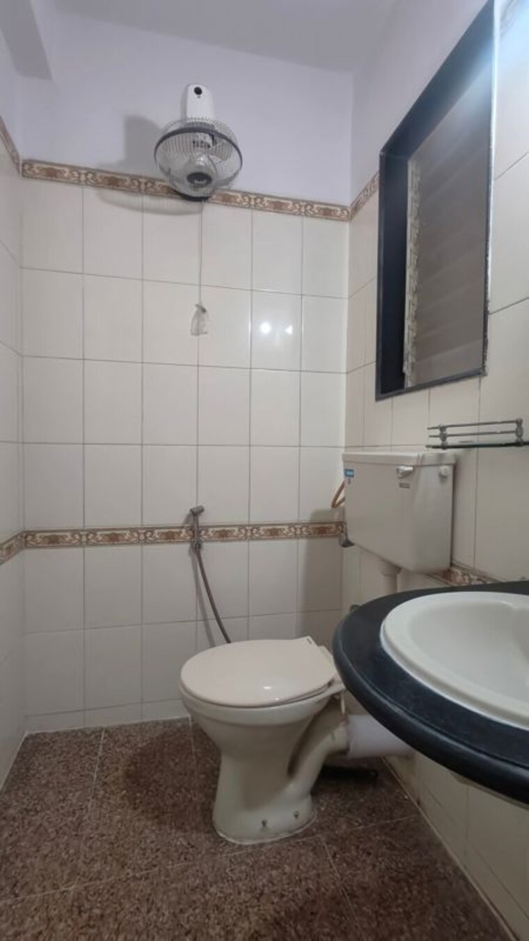 Bathroom, gundecha-valley-of-flowers 2 Bedroom 860 Sq.Ft. Apartment In Kandivali East Mumbai 9767538
