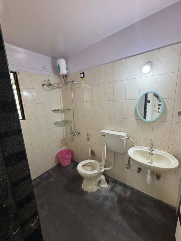 Bathroom, sai-sagar-apartment 2 Bedroom 896 Sq.Ft. Apartment In Kalwa Thane 9767537