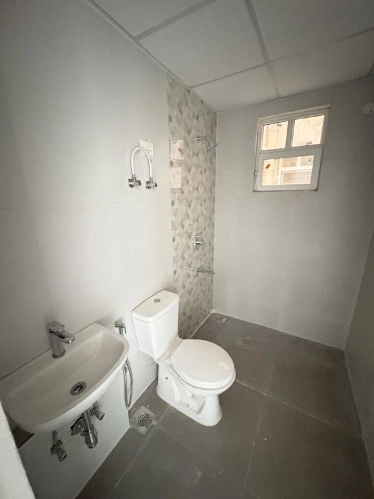 Bathroom, signature-global-city 3 Bedroom 1555 Sq.Ft. Apartment In Sector 37d Gurgaon 9767542
