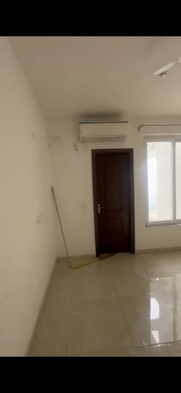 Building Lobby in 3 BHK Apartment at Omaxe Royal Residency Faridabad, Sector 79 – for Rent