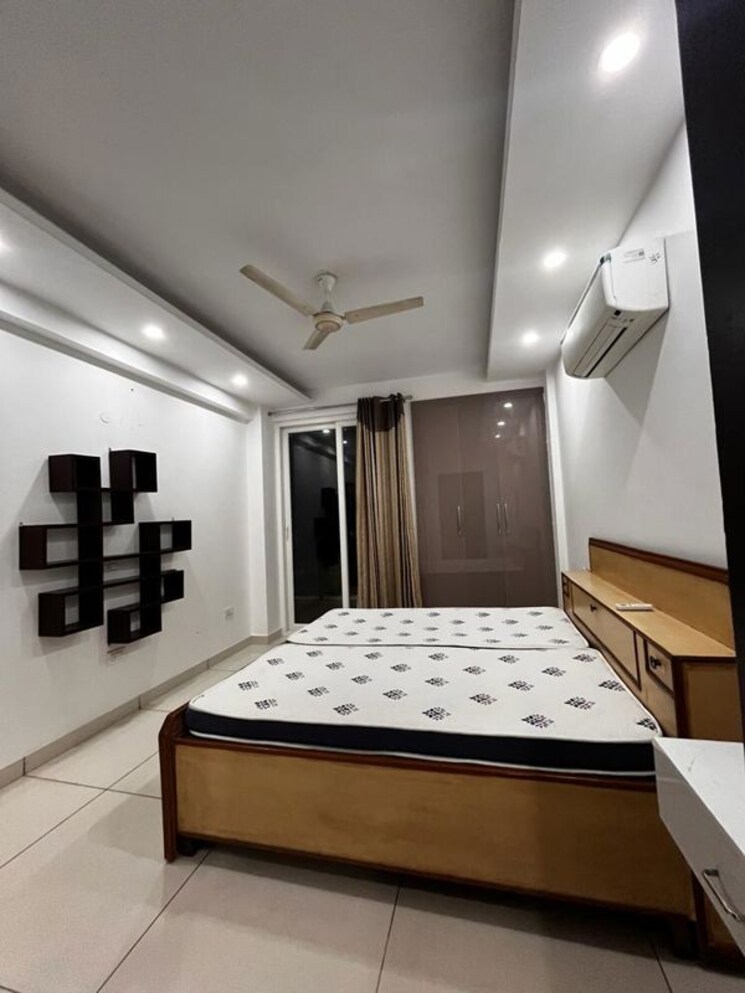 Bedroom, ghb-splande 3 Bedroom 1850 Sq.Ft. Apartment In Patiala Road Zirakpur 9767546