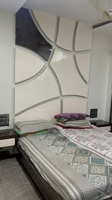 Master Bedroom in 3.5 BHK Apartment at Mahindra Eminente, Goregaon West – for Sale