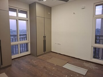 Room in 3 BHK Apartment at Aditya Empress Towers, Shaikpet – for Rent