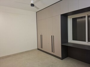 Room in 3 BHK Apartment at Aditya Empress Towers, Shaikpet – for Rent