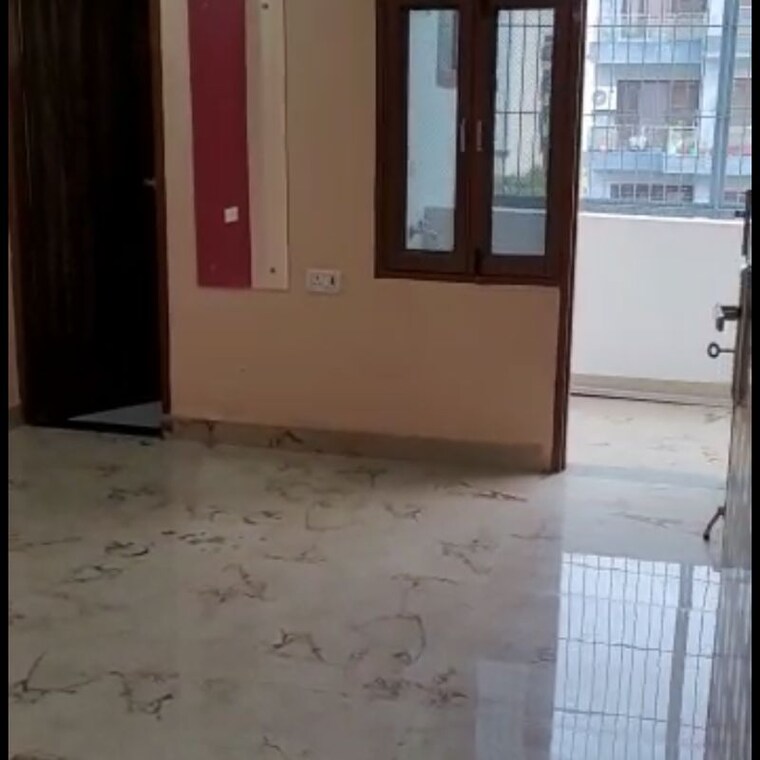 Room, sector 57 2 Bedroom 200 Sq.Yd. Builder Floor In Sector 57 Gurgaon 9767566