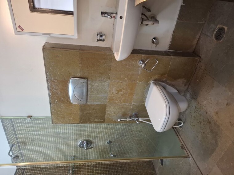 Bathroom, banjara hills 5 Bedroom 4500 Sq.Ft. Villa In Banjara Hills Hyderabad 9767662