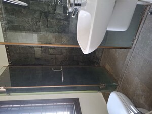 Furnished Amenities in 5 BHK Villa at Banjara Hills – for Rent