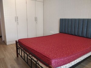 Bedroom in 2 BHK Apartment at Hiranandani Brentwood Mumbai, Powai – for Rent