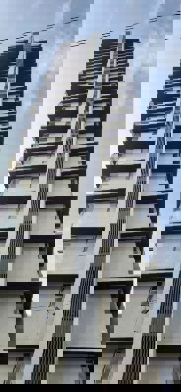 3 BHK + Servant Room Apartment For Sale in Bandra West