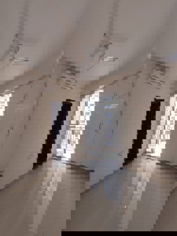 2 BHK Apartment For Rent in Gaur City 2 - 14th Avenue