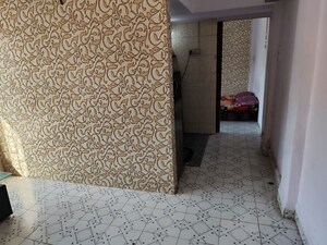 Bedroom in 1 BHK Apartment at Model Town, Andheri West – for Rent