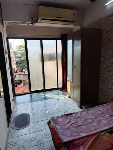 1 BHK Apartment For Rent in Model Town, Andheri West