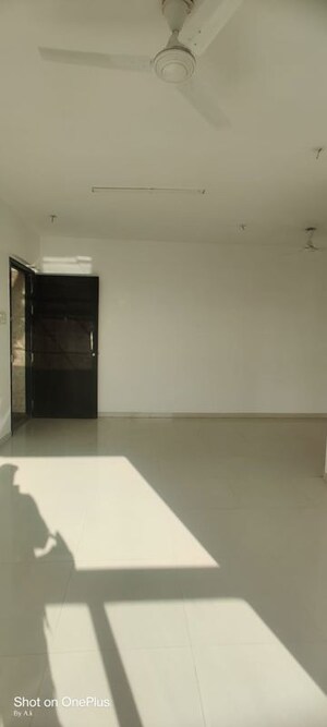 Room in 2 BHK Apartment at Godrej Urban Park, Chandivali – for Rent