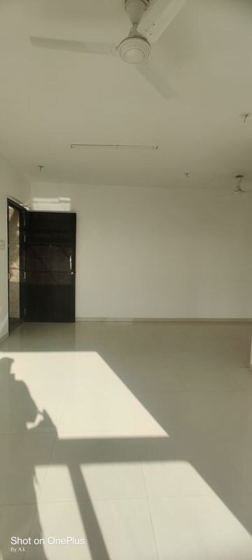 Room in 2 BHK Apartment at Godrej Urban Park, Chandivali – for Rent