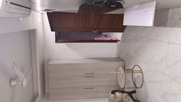 Bathroom, sushant lok iii 1 Bedroom 600 Sq.Ft. Builder Floor In Sushant Lok Iii Gurgaon 9768090