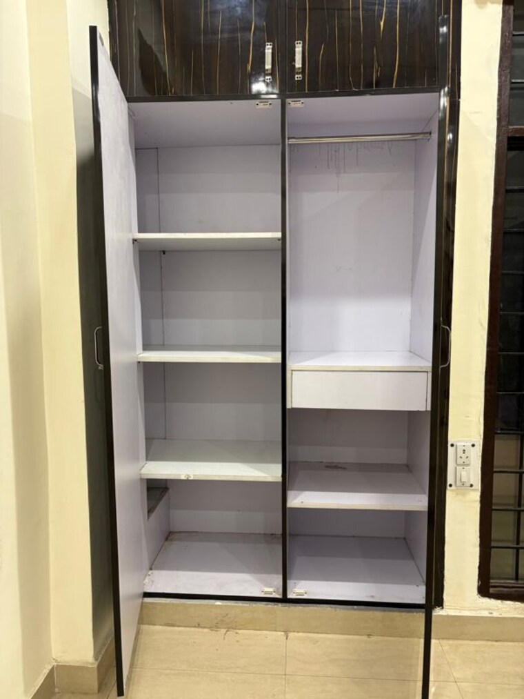 Bathroom, sector 52 2 Bedroom 2050 Sq.Ft. Independent House In Sector 52 Noida 9768355