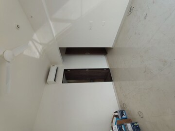 Furnished Amenities in 2 BHK Apartment at Lodha Amara Tower 24 And 25, Kolshet Road – for Rent