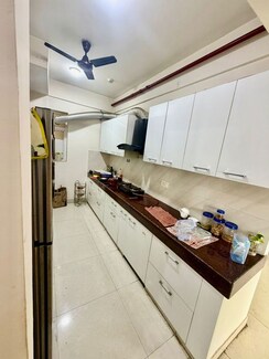 3 BHK + Pooja Room Apartment For Rent in Pareena Micasa