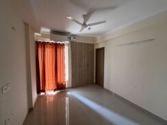 3 BHK + Servant Room Apartment For Rent in Pareena Micasa