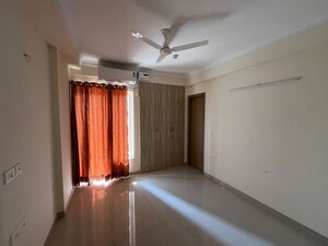 3 BHK Apartment For Rent in Pareena Micasa, Sector 68