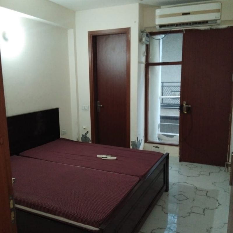 2 BHK + Servant Room Builder Floor For Rent in Chattarpur