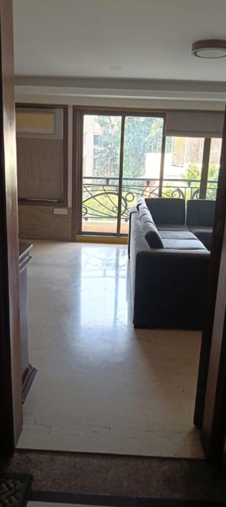 Room, bandra west 3 Bedroom 1100 Sq.Ft. Apartment In Bandra West Mumbai 9768630