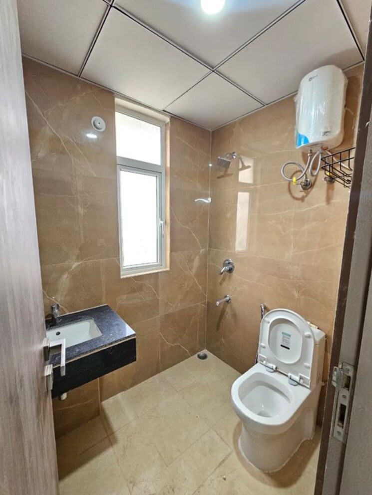 Bathroom, smart-world-gems 2.5 Bedroom 1067 Sq.Ft. Apartment In Sector 89 Gurgaon 9769117