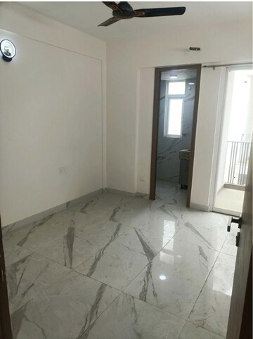 Room in 2.5 BHK Apartment at Smart World Gems, Sector 89 – for Sale