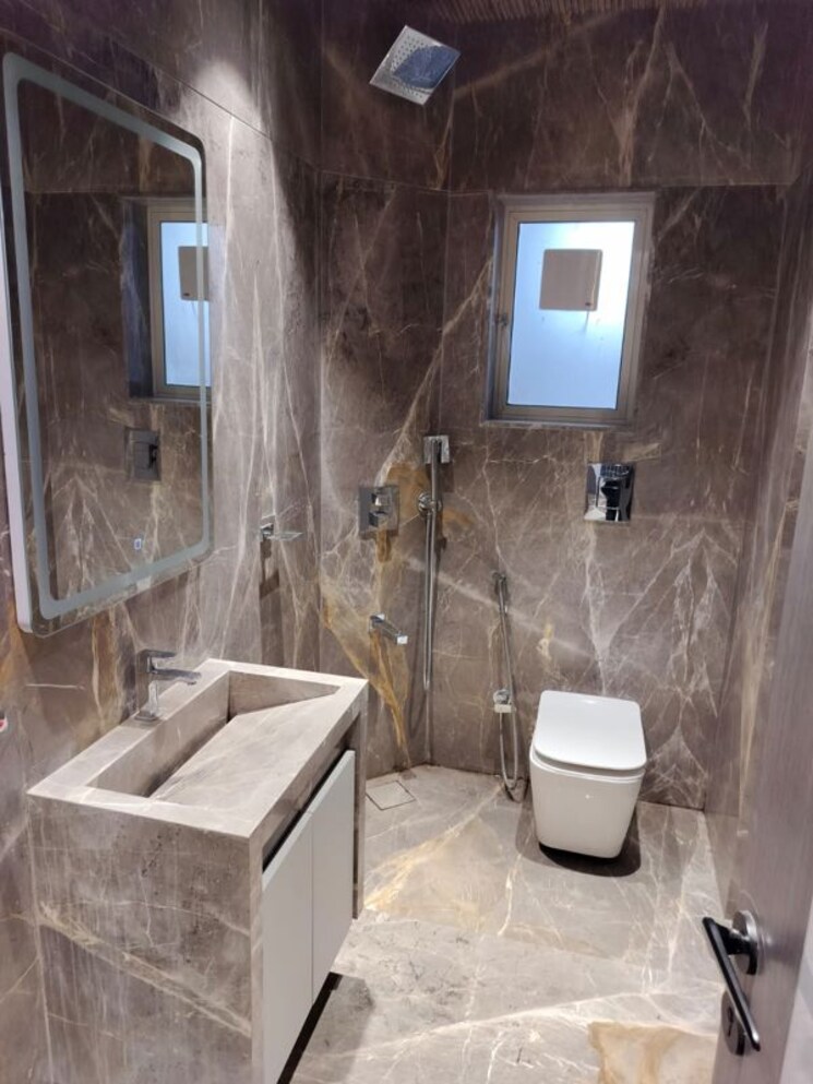 Bathroom, adani-ten-bkc 4 Bedroom 1636 Sq.Ft. Apartment In Bandra East Mumbai 9769198