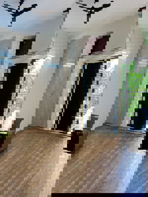 3 BHK + Servant Room Builder Floor For Rent in Puri Aman Vilas