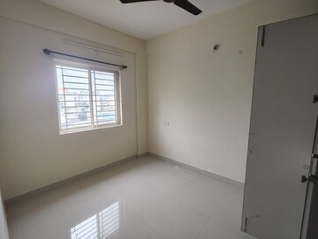 Room in 1 BHK Builder Floor at Yemalur – for Rent