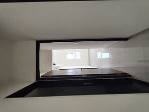 Furnished Amenities in 2 BHK Apartment at Lodha Amara Tower 23, Kolshet Road – for Rent