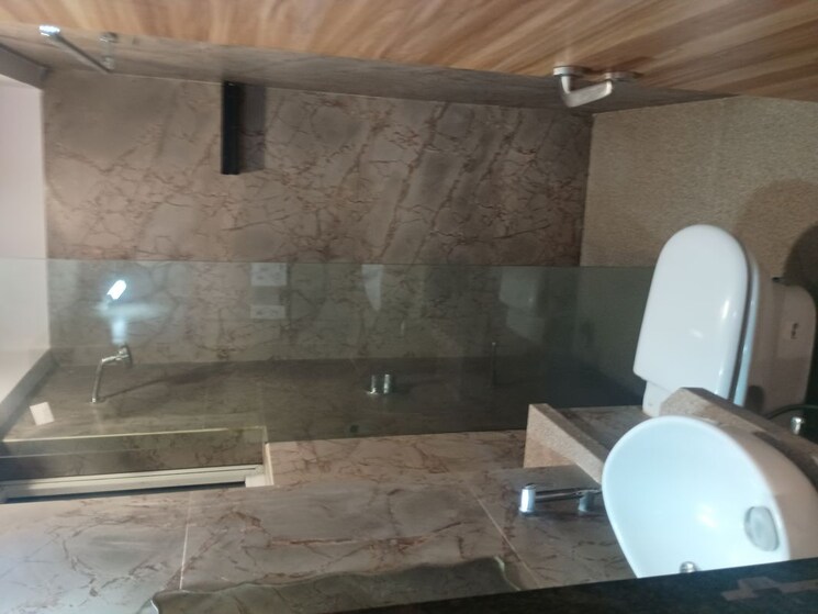 Bathroom, thapar-suburbia 2 Bedroom 726 Sq.Ft. Apartment In Chembur Mumbai 9769269