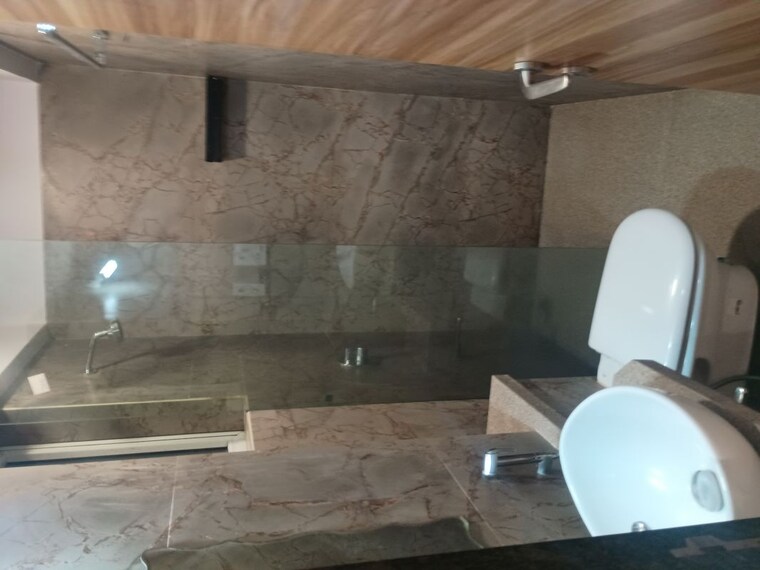 Bathroom, thapar-suburbia 2 Bedroom 726 Sq.Ft. Apartment In Chembur Mumbai 9769269