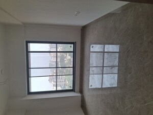 Room in 3 BHK Apartment at Rangoli Goghari Mansion, Santacruz West – for Rent