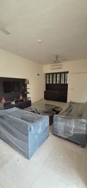 Living Room in 2.5 BHK Apartment at Ireo Uptown, Sector 66 – for Sale