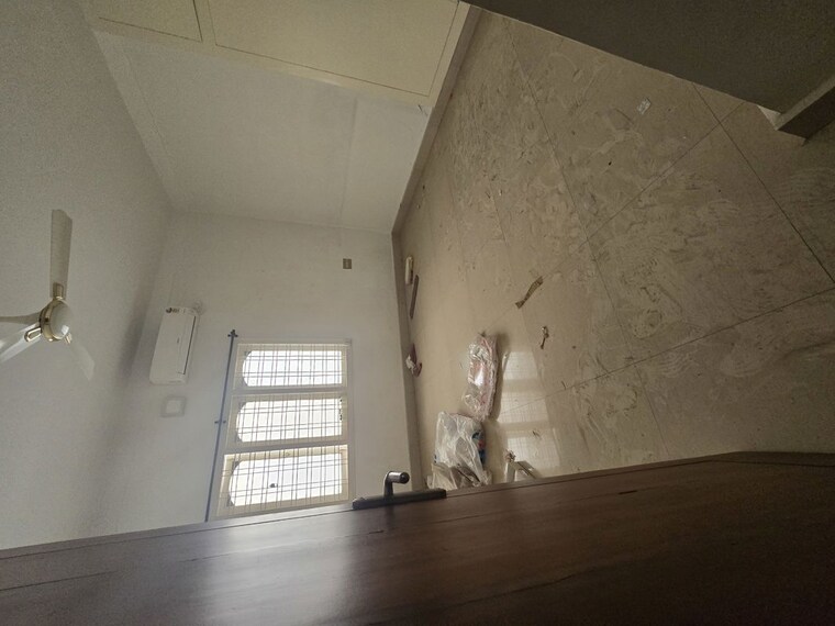 Room, sadashiva nagar 3 Bedroom 3000 Sq.Ft. Independent House In Sadashiva Nagar Bangalore 9769323