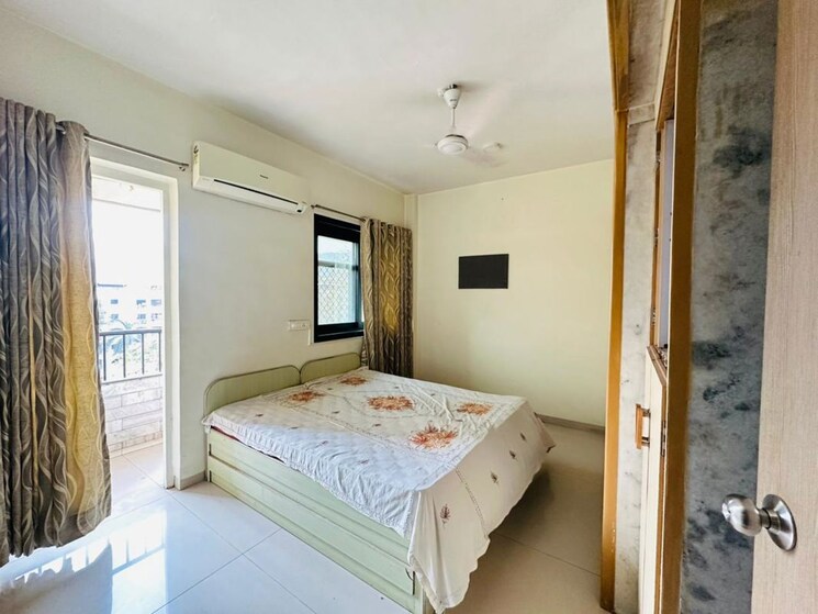 Bedroom, himgiri-lokupvan-phase-ii-chs-ltd 2 Bedroom 700 Sq.Ft. Apartment In Vasant Vihar Thane 9769337