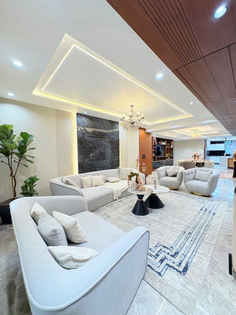 Living Room, sector 65 4 Bedroom 550 Sq.Yd. Builder Floor In Sector 65 Gurgaon 9769342