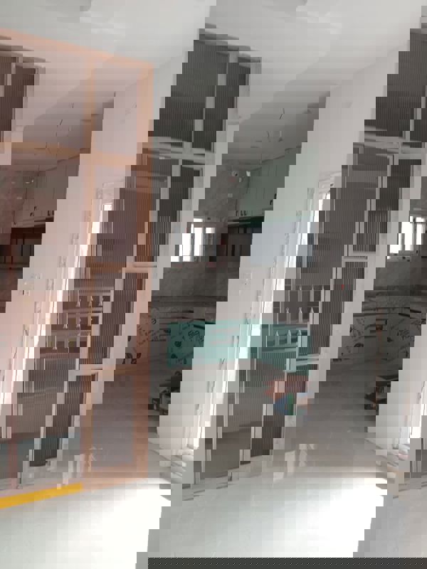 Room in 3 BHK Builder Floor at Saroor Nagar – for Rent