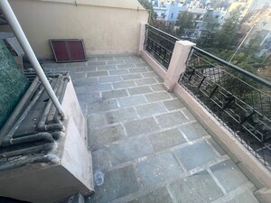 Balcony in 1 BHK Builder Floor at Shalimar Bagh – for Rent