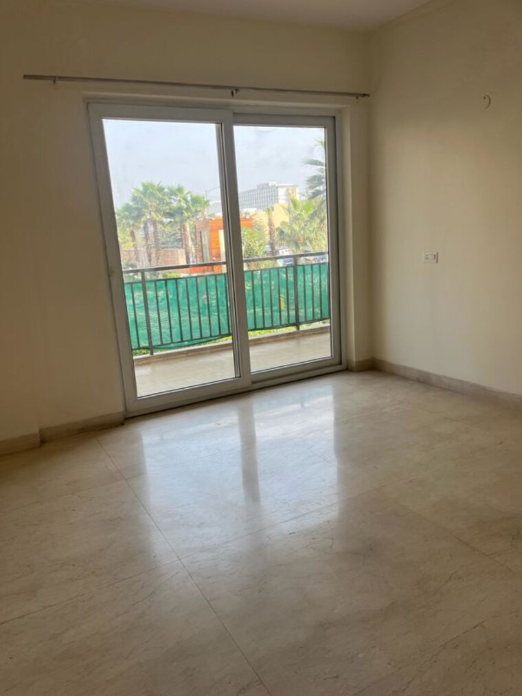 Room, puri-anand-villas-phase-ii 3 Bedroom 1941 Sq.Ft. Apartment In Sector 81 Faridabad 9769591