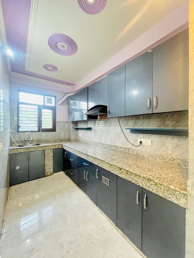 Kitchen, south city 1 3 Bedroom 2348 Sq.Ft. Builder Floor In South City 1 Gurgaon 9769660