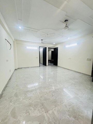 3 BHK Builder Floor For Rent in South City 1