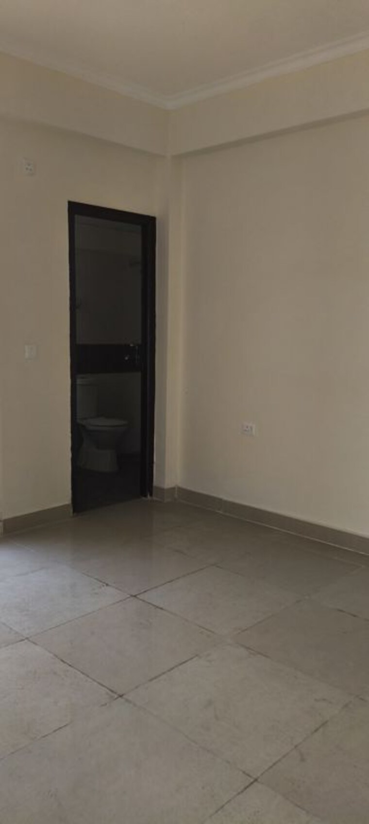 Room, amrapali-crystal-homes 3.5 Bedroom 1375 Sq.Ft. Apartment In Sector 76 Noida 9769698