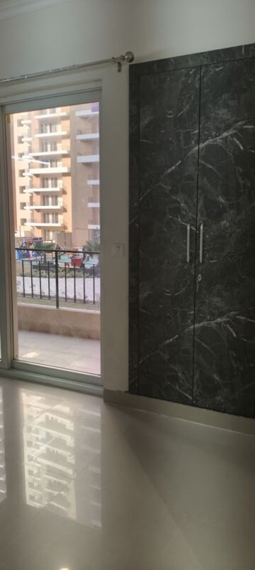 Balcony in 3.5 BHK Apartment at Amrapali Crystal Homes, Sector 76 – for Rent