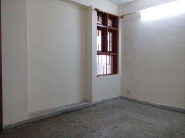 Room in 1 BHK Apartment at Molarband Extension – for Rent